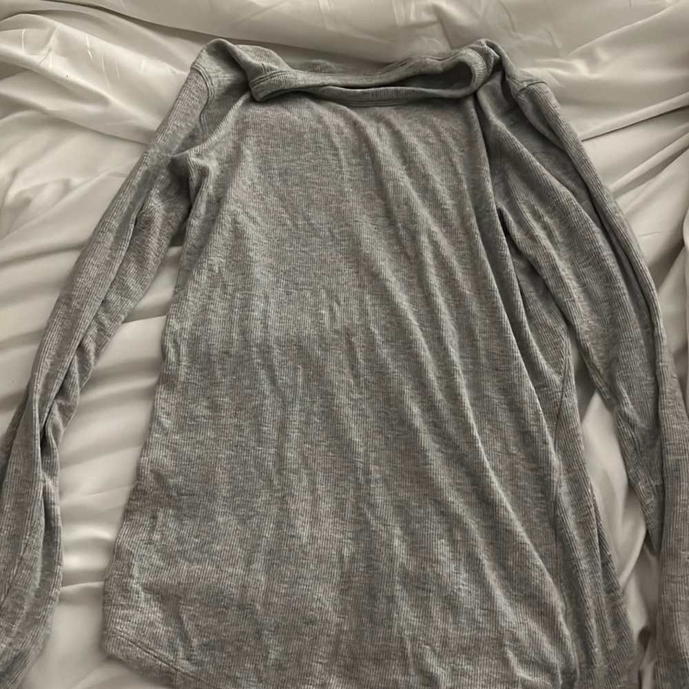Lululemon long sleeve shirt